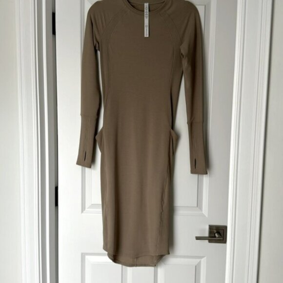Lululemon casual jersey dress - Picture 3 of 3